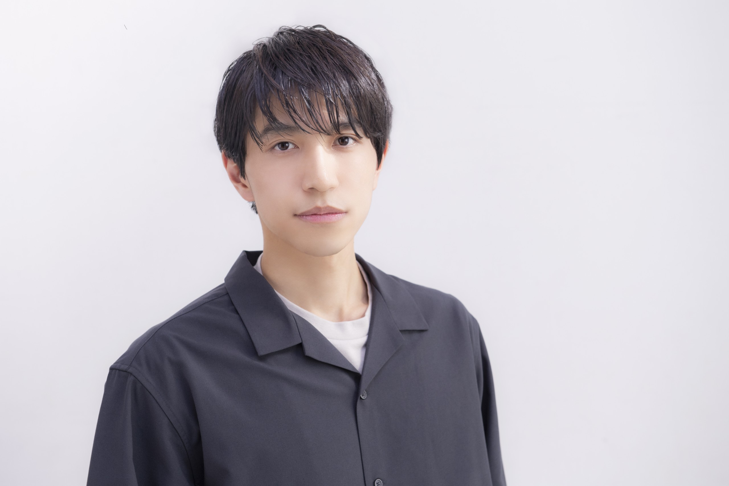 【新張将来】コーセーコスメポート マニフィーク”スタイリン[…]