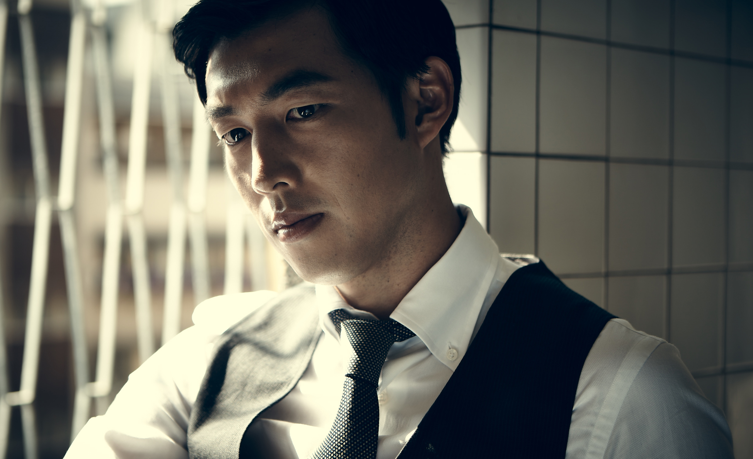 「モデル業界に縛られず広い世界を見たかった」――好奇心を表[…]